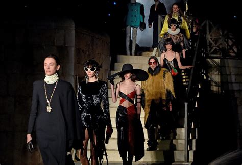 gucci castel del monte video|watch gucci fashion show online.